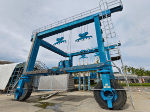 The Differences Between a Hoist Crane and a Monorail Crane